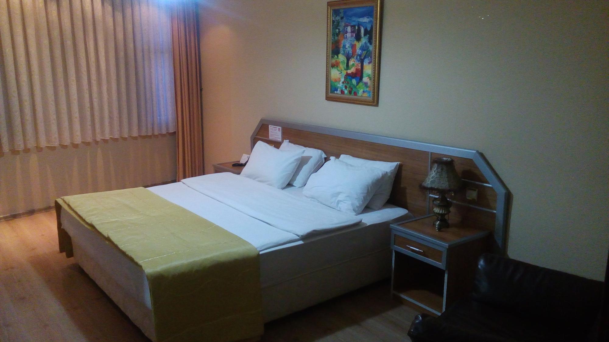 Demirgrand Hotel Trabzon Esterno foto