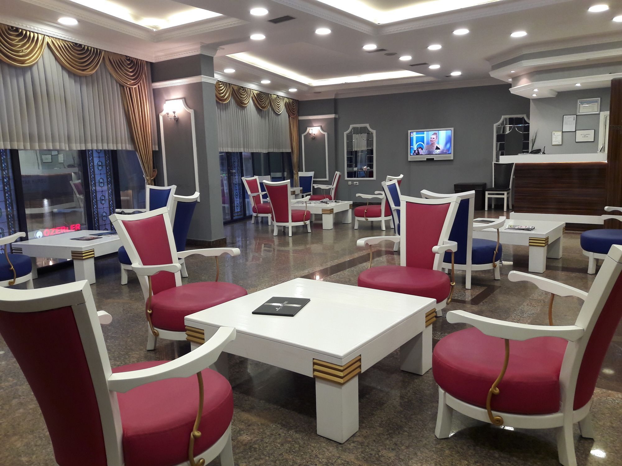 Demirgrand Hotel Trabzon Esterno foto